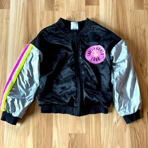 Trolls jacket. Size 6/6x. Light peeling on back letters